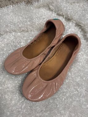 Tieks women’s 9 pale pink shiny beige tone no box